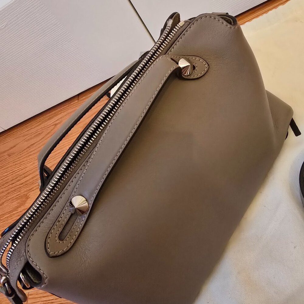 Fendi by the way - Picture 8 of 13